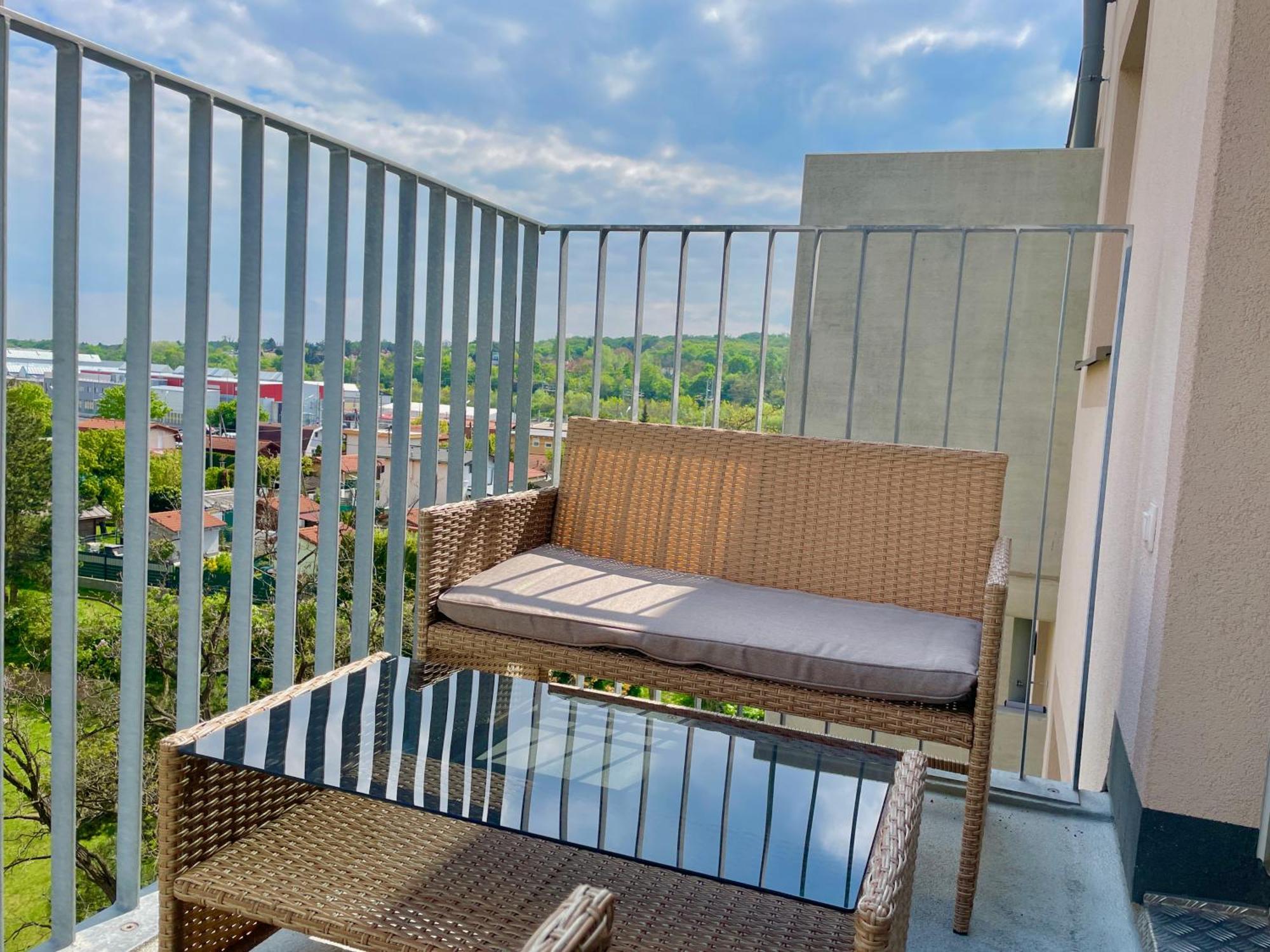 Central 55M2 Flat With Balcony & Parking Viena Exterior foto